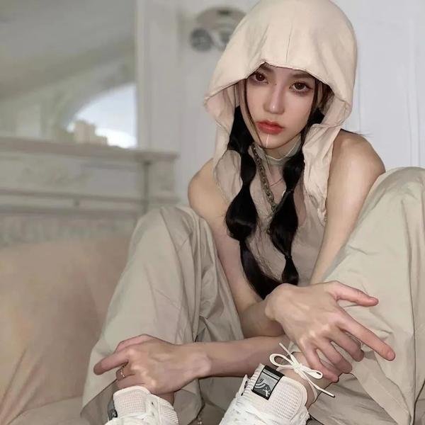 索女罗拉